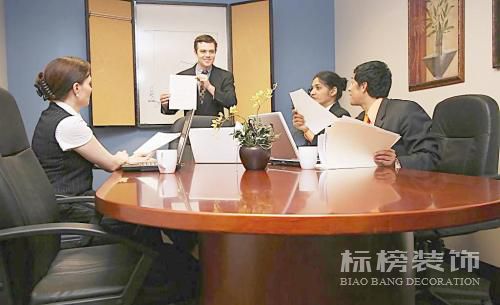 1000平米的辦公室如何設(shè)計(jì)裝修？